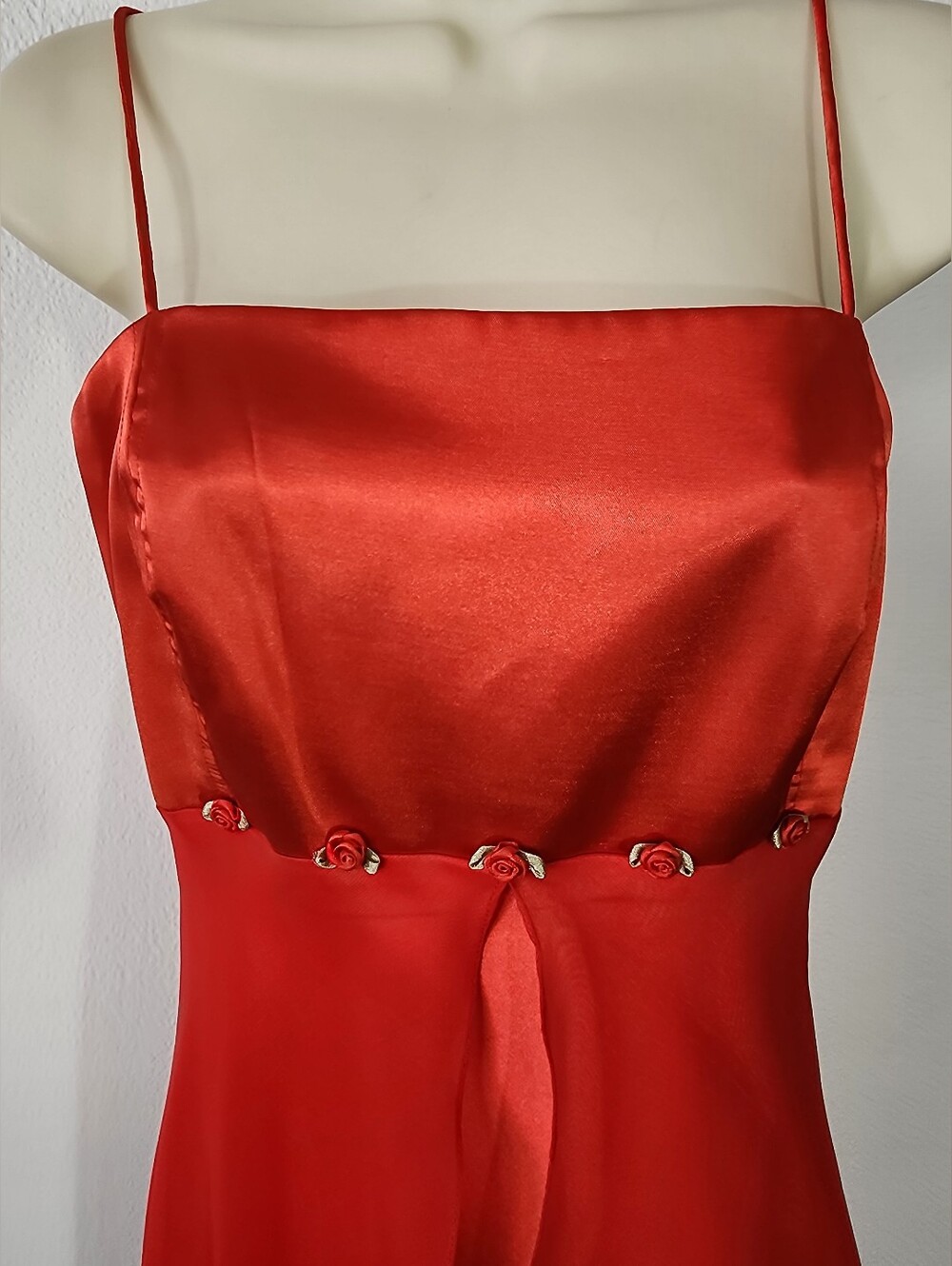 Milano Dress Spaghetti-Strap Rose Detail Full Length Formal Evening Red Size XL - Picture 3 of 17